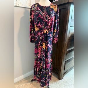 Maggy London 3/4 Sleeve Floral Maxi Dress